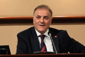 Τουρκία: Προσωρινός δήμαρχος Κωνσταντινούπολης ο Νούρι Ασλάν