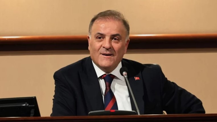 Τουρκία: Προσωρινός δήμαρχος Κωνσταντινούπολης ο Νούρι Ασλάν