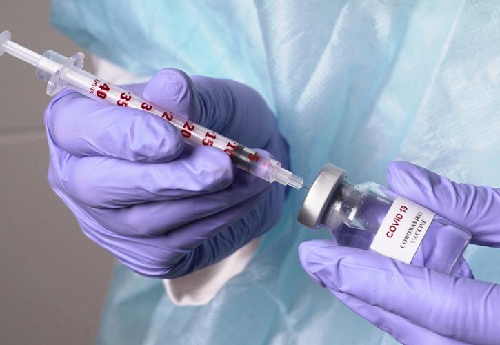 Ποιοι πρέπει να εμβολιαστούν κατά πνευμονιόκοκκου και RSV