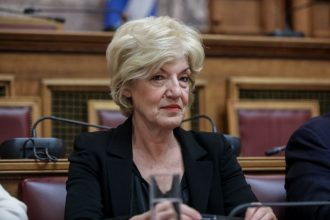 Σία Αναγνωστοπούλου: «Απαράδεκτες τιμές των μηνιαίων καρτών και προβλήματα προσβασιμότητας για άτομα με αναπηρία στο Αστικό ΚΤΕΛ Πάτρας»