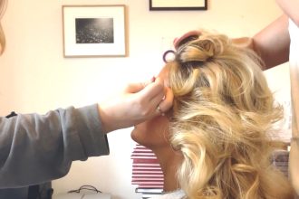 Butterfly haircut: Το κούρεμα που χαρίζει όγκο και κίνηση στα μαλλιά