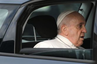 Πάπας Φραγκίσκος: Εξιτήριο από το νοσοκομείο παίρνει αύριο Κυριακή