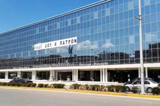 Πάτρα: «Κατέβασαν» αδήλωτα αυτοκίνητα από τη Βουλγαρία για να τα πουλήσουν - Πρόστιμα από Τελωνειακούς