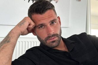 Στάθης Σχίζας: «Προτιμώ η γυναίκα να κάνει άλλα πράγματα από το να μου μαγειρεύει»