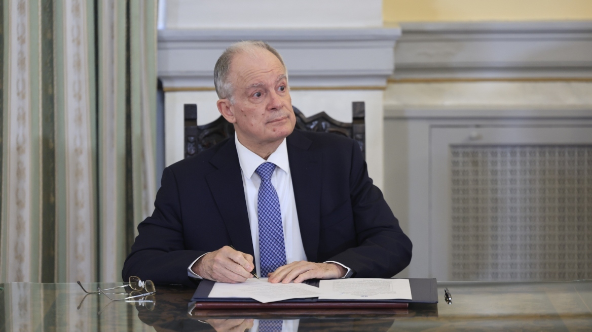 Τασούλας: Συγχαρητήρια στον Εμμανουήλ Καραλή