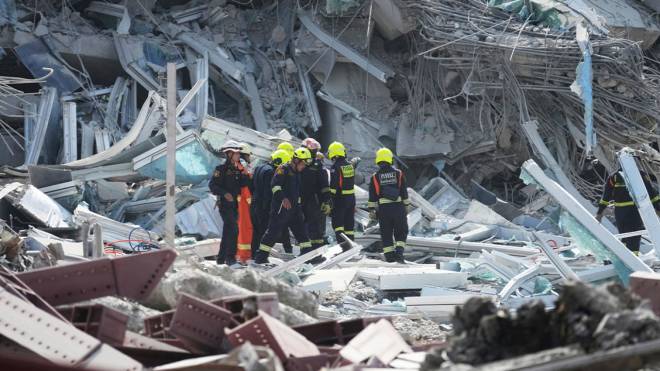Σκηνές χάους από τον σεισμό των 7,7 Ρίχτερ στη Μιανμάρ: 8 νεκροί, τουλάχιστον 90 οι αγνοούμενοι (ΦΩΤΟ)