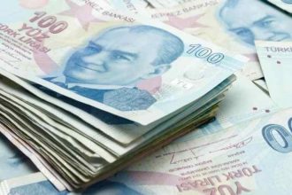Η τουρκική λίρα αιμορραγεί