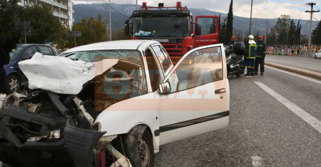 Οικογενειακή τραγωδία στην Κατεχάκη: «Μάλλον έπαθε κάτι παθολογικό και έχασε τον έλεγχο του αυτοκινήτου» λέει η αδερφή του 56χρονου που οδηγούσε