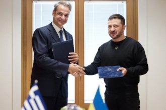 Τηλεφωνική επικοινωνία Μητσοτάκη - Ζελένσκι