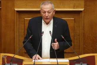 Θανάσης Παφίλης: Γιατί δεν απαντάνε για το φορτίο της εμπορικής αμαξοστοιχίας;