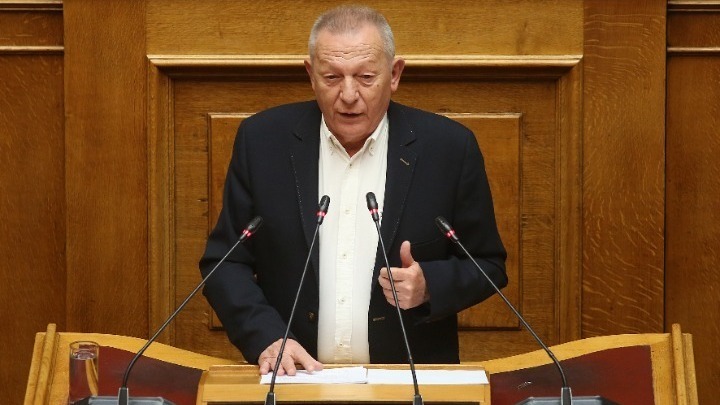 Θανάσης Παφίλης: Γιατί δεν απαντάνε για το φορτίο της εμπορικής αμαξοστοιχίας;