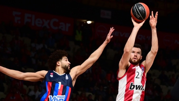 Ρεκόρ στην GBL με 31 πόντους ο Πίτερς στο 95-64 του Ολυμπιακού επί του Πανιωνίου
