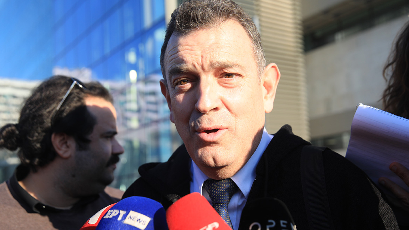 Ελεύθερος ο βουλευτής Παπαδόπουλος της Νίκης μετά τους βανδαλισμούς στην Εθνική Πινακοθήκη - «Ξεκρέμασα τέσσερις βέβηλες εικόνες»
