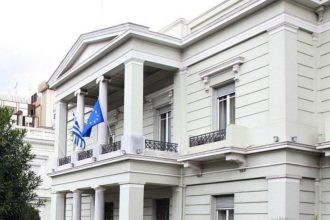 Υπουργείο Εξωτερικών για τις σφαγές στη Συρία – Θορυβημένοι από τις εξελίξεις, να δείξουν όλοι υπευθυνότητα