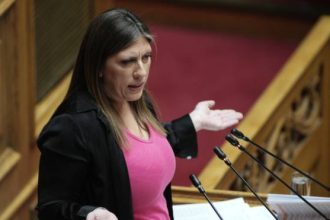 Η Ζωή Kωνσταντοπούλου δεν δέχεται τη συγγνώμη του Μητσοτάκη για τον Κυριαζίδη