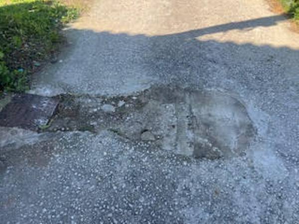 Κίνδυνος στον Ψαθόπυργο: Καμία ενέργεια από αρμόδιους για την οδό Λευκωσίας