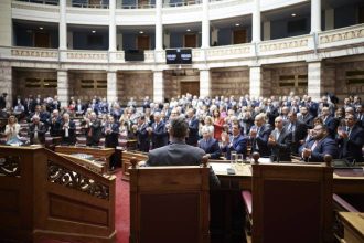 Νέο χτύπημα των «11» βουλευτών της ΝΔ, με την συμμετοχή του Αχαιού Ανδρέα Κατσανιώτη