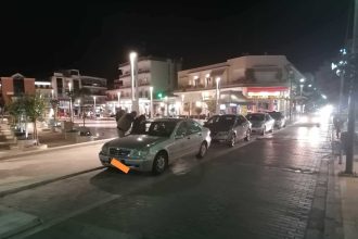 Αίγιο: Ακυβέρνητο ΤΑΧΙ συγκρούστηκε με ΙΧ και τραυμάτισε τον ταξιτζή