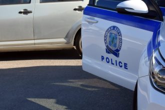 Συνελήφθη γονέας μετά από επεισόδιο σε γυμνάσιο της Πάτρας