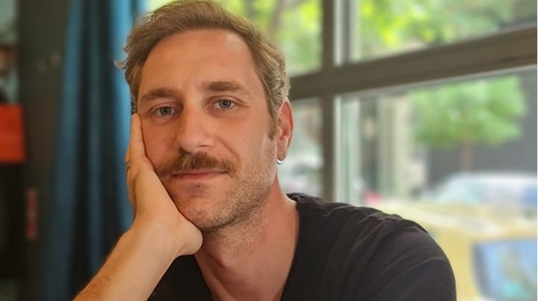 Άγγελος Ανδριόπουλος: Από την Πάτρα με 200 ευρώ στην Αθήνα... και τις επιτυχίες