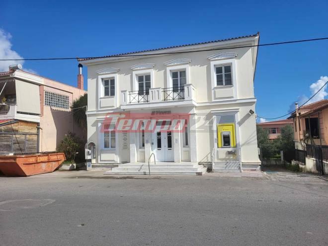 Αιτωλοακαρνανία: Ο κοντός που φορούσε μαύρη καμπαρντίνα κι ο ψηλός που φώναξε «ληστεία» - «Ξεσκονίζουν» τις κάμερες ασφαλείας