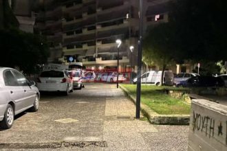 Δυτ. Ελλάδα: Νεκρός άνδρας μετά από πτώση από πολυκατοικία (ΦΩΤΟ)