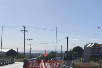 Πάτρα: Στιγμές αγωνίας για 55χρονο - Ανέβηκε σε γέφυρα της Περιμετρικής και απειλούσε να πέσει στο κενό (ΦΩΤΟ)