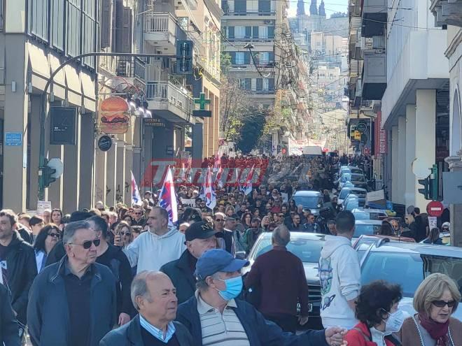 Σε απεργιακό κλοίο σήμερα η χώρα - Μεγάλη συγκέντρωση το πρωί στην πλατεία Γεωργίου