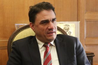 Κ. Τσουκαλάς: «Να δώσει η κυβέρνηση νωρίτερα τη σύνταξη του Απριλίου για να κάνουν Πάσχα οι συνταξιούχοι και οι οικογένειες τους»