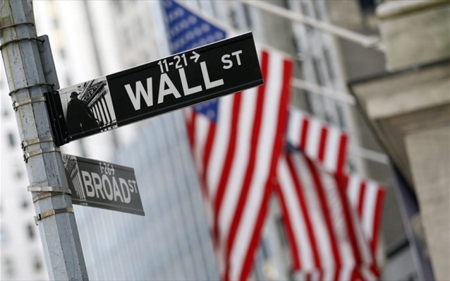 Wall Street: Πάνω από 1.250 μονάδες χάνουν τα futures του Dow Jones