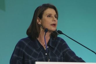 ΠΑΣΟΚ: Σήμερα στο Πειθαρχικό η Κατερίνα Μπατζελή