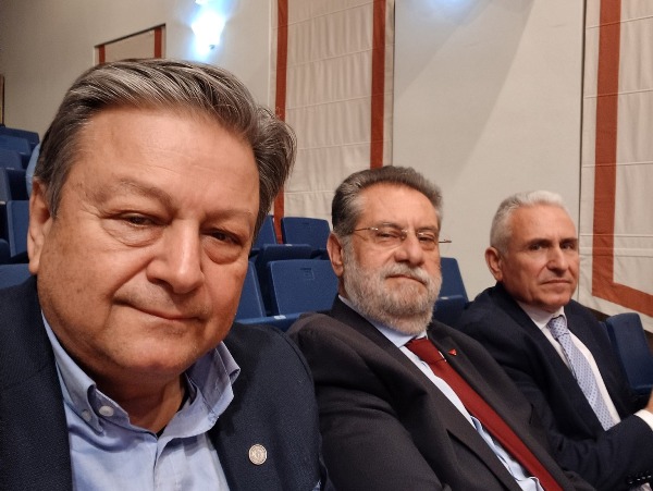 Η συνάντηση τριών πρώην Δημάρχων