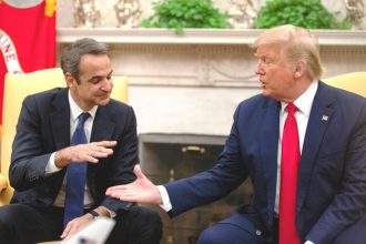 Ντόναλντ Τραμπ: Συμφωνώ με την πρόταση Μητσοτάκη για win-win, είναι καλός άνθρωπος, μπορεί να γίνει συμφωνία με ΕΕ (ΒΙΝΤΕΟ)