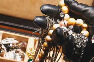 Πάτρα: Μεγάλο "πλιάτσικο" σε σπίτι - Τι αφαίρεσαν οι διαρρήκτες