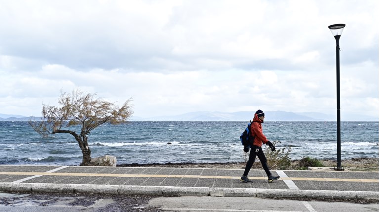 Καιρός: Έρχεται χειμώνας με «βουτιά» της θερμοκρασίας