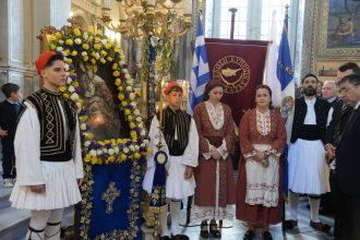 Η Κυριακή των Βαΐων στον Ιερό Ναό της Παντάνασσας (ΦΩΤΟ)