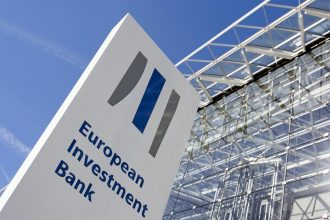 Ευρωπαϊκή Τράπεζα Επενδύσεων: Χρηματοδοτήσεις 15 δισ. ευρώ για την άμυνα και την ασφάλεια την επόμενη διετία