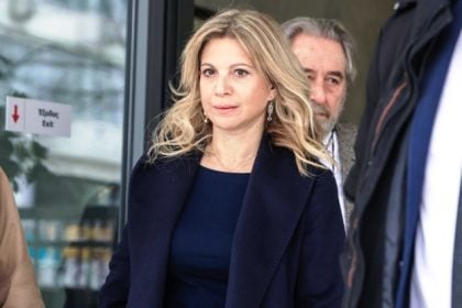 Η γερόντισσα από τη Συρία αποφάσιζε πότε και πού θα γίνουν οι συγκεντρώσεις της Καρυστιανού, λέει ο Καραχάλιος