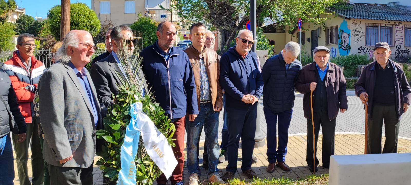 Αντιπροσωπεία του ΣΥΡΙΖΑ κατέθεσε στεφάνι στο μνημείο του Μπελογιάννη, στην Πάτρα