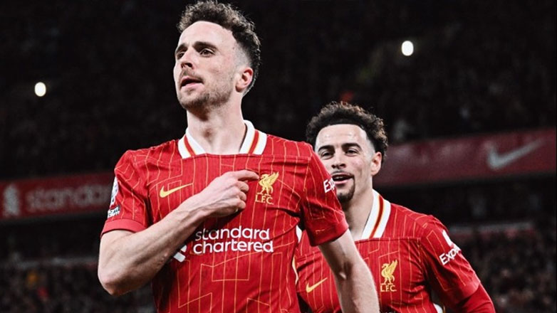 Φουλ για τον τίτλο η Λίβερπουλ, 1-0 την Έβερτον