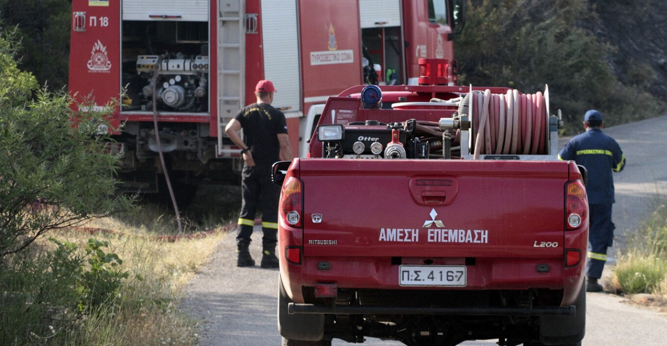 Χωρίς ενεργό μέτωπο η φωτιά στο Ληξούρι Κεφαλονιάς - Είχε σταλεί 112