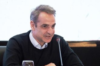 Ικανοποίηση Μητσοτάκη για το πάγωμα των δασμών από τον Τραμπ: Η ΕΕ να αξιοποιήσει τον χρόνο για μια αμοιβαία επωφελή συμφωνία με τις ΗΠΑ