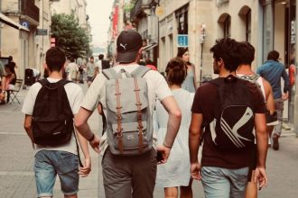 Youth Pass 2025: Ξεκινούν από σήμερα οι αιτήσεις – Ποιοι είναι οι δικαιούχοι των 150 ευρώ