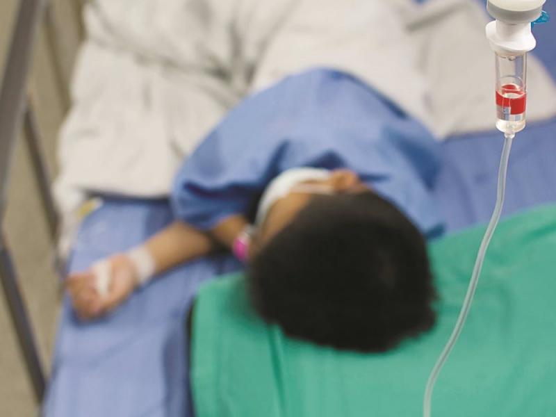 Πάτρα: Προσπάθεια αποσωλήνωσης του 3χρονου που υπέστη θερμικό έγκαυμα από φωτιά στο σπίτι της οικογένειας - ΦΩΤΟ