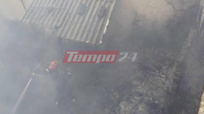 Φωτιά στα Αραχωβίτικα - ΦΩΤΟ