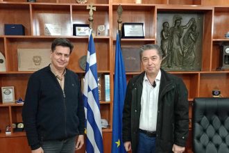 Συνάντηση Πέτρου Ψωμά με τον Δήμαρχο Ζακύνθου