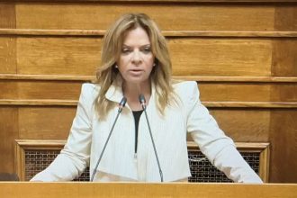 Χριστίνα Σταρακά: Άμεση προστασία ελληνικών προϊόντων και παραγωγών από δασμούς των ΗΠΑ