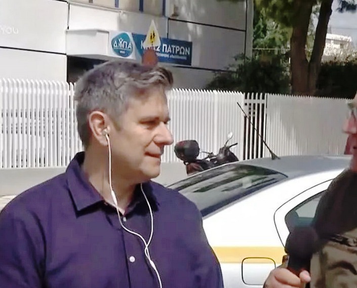 Πάτρα: Υπάλληλος της ΔΥΠΑ βρήκε τσάντα με 18.000 ευρώ και την παρέδωσε στην Αστυνομία