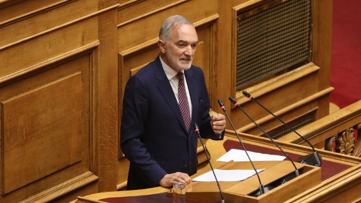 Μ. Σαλμάς: Ψηφίζω να οδηγηθεί στη Δικαιοσύνη ο κ. Τριαντόπουλος, για να έχει κι αυτός το δικαίωμά του να αποδείξει ότι είναι αθώος