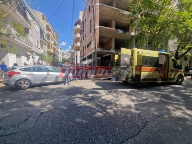 Πάτρα: Σοβαρό τροχαίο στην Κωνσταντινουπόλεως - Έστριψε και χτύπησε δικυκλιστή (ΦΩΤΟ)